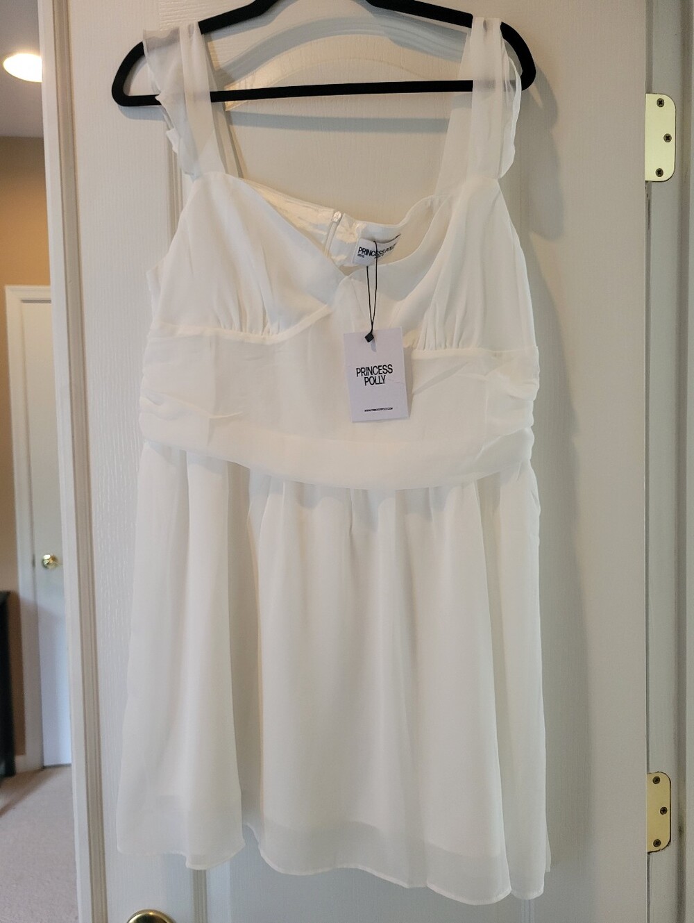 Princess Polly White Chiffon Mini Dress Size 12 NWT Babydoll Sweetheart Flowy
